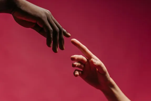 Emojino Kaszinó Támogatás